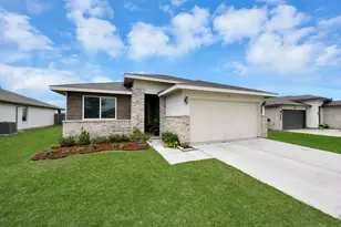 14519 Rain Tree Dr, Baytown, TX 77523 - Photo 1