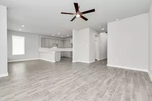 14803 Freestone Plum Ct, Houston, TX 77049 - Photo 12