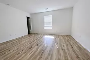 14518 Woodcott Warren Wy, Fresno, TX 77583 - Photo 10