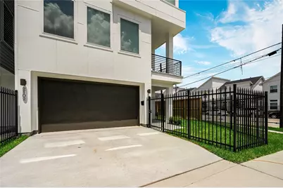 2102 Live Oak Street, Houston, TX 77003 - Photo 2