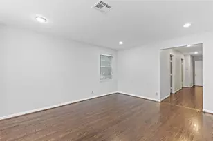 118 E Thornton Rd, Houston, TX 77022 - Photo 18