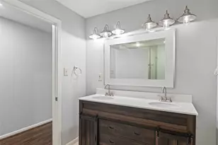 118 E Thornton Rd, Houston, TX 77022 - Photo 14