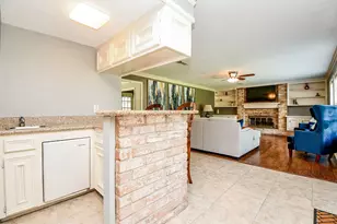 1015 Kanah Ln, Houston, TX 77090 - Photo 12