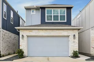 9808 Rugged Oaks Dr, Houston, TX 77080 - Photo 2