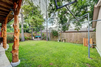 213 W Spreading Oak Drive, Houston, TX 77076 - Photo 30