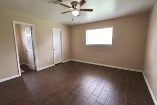 1217 E Brown Ln, Deer Park, TX 77536 - Photo 18
