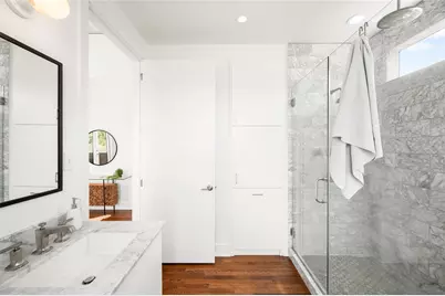 768 E 16th Street, Houston, TX 77008 - Photo 42