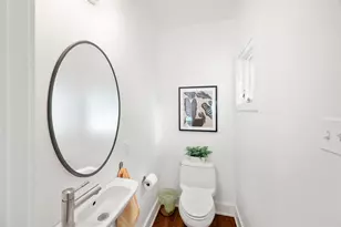 768 E 16th St, Houston, TX 77008 - Photo 28