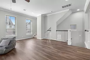9618 Cambridge Manor Ln, Houston, TX 77045 - Photo 10