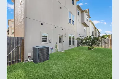 9618 Cambridge Manor Lane, Houston, TX 77045 - Photo 26