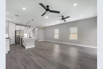 8013 Moon Beam Street #A/B, Houston, TX 77088 - Photo 16
