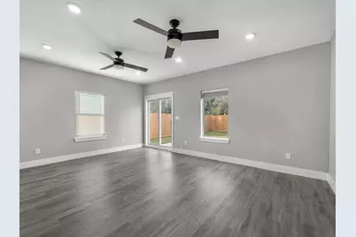 8013 Moon Beam Street #A/B, Houston, TX 77088 - Photo 20