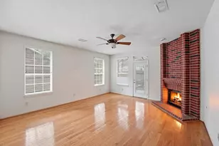 50 E Trillium Cir, The Woodlands, TX 77381 - Photo 14