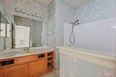 50 E Trillium Circle, The Woodlands, TX 77381 - Photo 22