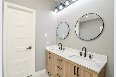 9211 Abbey Chase Lane, Houston, TX 77095 - Photo 20