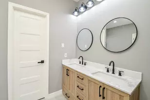 9211 Abbey Chase Ln, Houston, TX 77095 - Photo 20