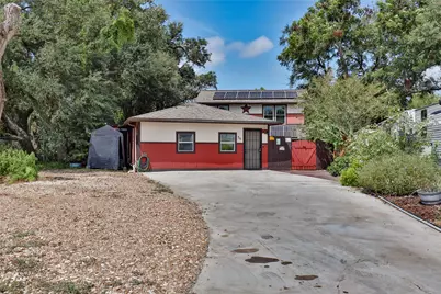 56 Leeder Court, Lake Jackson, TX 77566 - Photo 1
