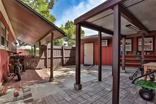 56 Leeder Ct, Lake Jackson, TX 77566 - Photo 28