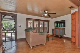 56 Leeder Ct, Lake Jackson, TX 77566 - Photo 8