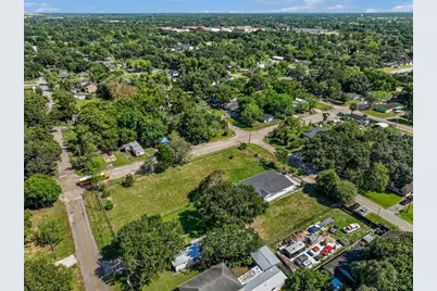 1814 W Blum Street, Alvin, TX 77511 - Photo 6