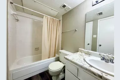 9350 Country Creek Drive #31, Houston, TX 77036 - Photo 6