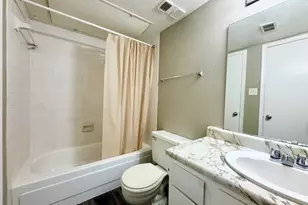 9350 Country Creek Dr, Houston, TX 77036 - Photo 6