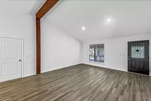 32B E Rivercrest Dr, Houston, TX 77042 - Photo 8