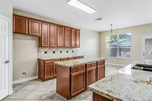 11405 Starlight Bay St, Pearland, TX 77584 - Photo 10