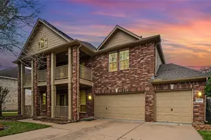 11405 Starlight Bay St, Pearland, TX 77584 - Photo 2