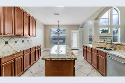11405 Starlight Bay Street, Pearland, TX 77584 - Photo 12