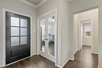 2502 Arbor Edge Crossing, Texas City, TX 77568 - Photo 2