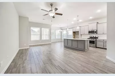 123 Castlegate Lane, Houston, TX 77065 - Photo 10