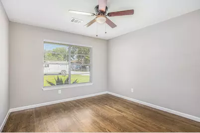2902 Helberg Road, Houston, TX 77092 - Photo 24