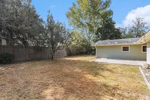 2902 Helberg Rd, Houston, TX 77092 - Photo 6