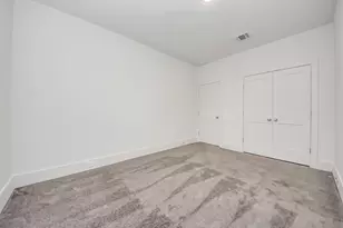 7504 Carver Rd, Houston, TX 77088 - Photo 36