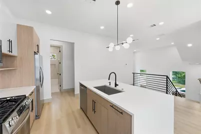 2961 Delafield Street, Houston, TX 77023 - Photo 18