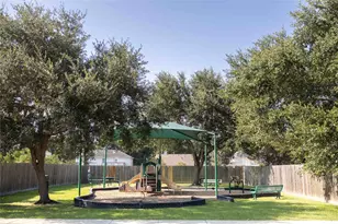 4111 Boulder Dr, Pearland, TX 77584 - Photo 26