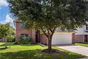 4111 Boulder Dr, Pearland, TX 77584 - Photo 2