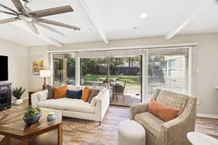 10902 Mullins Dr, Houston, TX 77096 - Photo 8