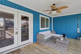 19 Dolphin St, Bayou Vista, TX 77563 - Photo 4