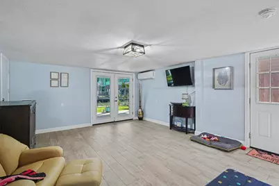 19 Dolphin Street, Bayou Vista, TX 77563 - Photo 22