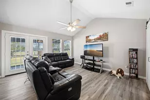 33 Driving Range Ln, Trinity, TX 75862 - Photo 4