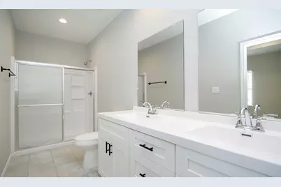 14010 Longstreet Building 13, Willis, TX 77318 - Photo 10