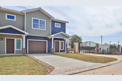 14010 Longstreet Building 13, Willis, TX 77318 - Photo 2