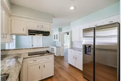 1715 Woodland Park Drive, Houston, TX 77077 - Photo 8