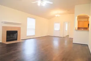 2311 Flint Brook Ct, Fresno, TX 77545 - Photo 4