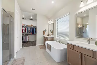 21703 Frogfruit Court, Cypress, TX 77433 - Photo 16