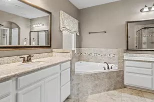 4634 Red Fox Cir, Baytown, TX 77523 - Photo 20