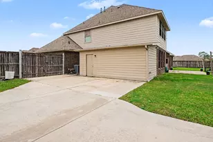 4634 Red Fox Cir, Baytown, TX 77523 - Photo 46