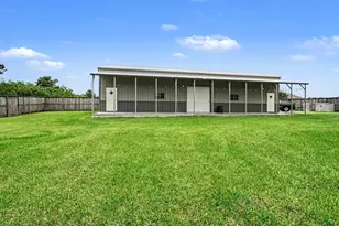 4634 Red Fox Cir, Baytown, TX 77523 - Photo 44